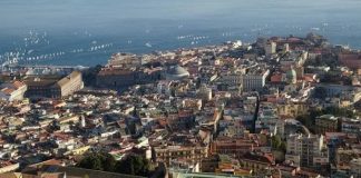 naples-3293171_1280