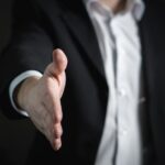 Handshake-2056023_1280