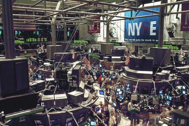Bitcoin This Week: Bitmain Set To Collect $18 Billion In IPO, Bitcoin Transactions By SMS And More Bitcoin This Week: Bitmain Set To Collect $18 Billion In IPO, Bitcoin Transactions By SMS And More