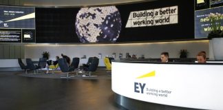 Another Big Four Begins Offering Blockchain Services