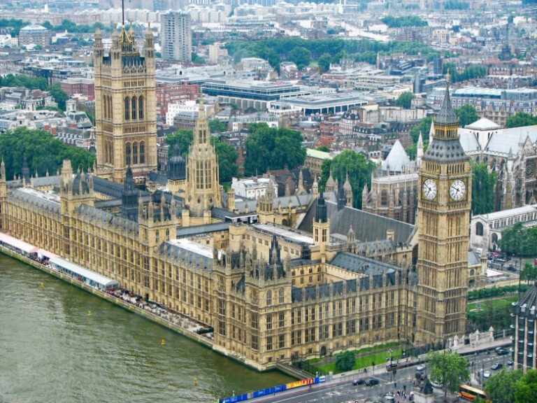 UK Official Wants The Government To Ban Crypto Transactions